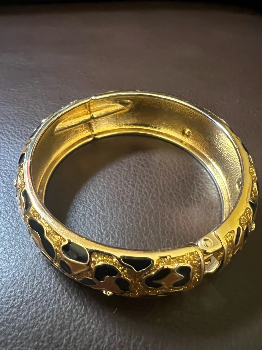 Bracelet Bangle with Enamel and Rhinestones Gold Tone Metal Black Brown